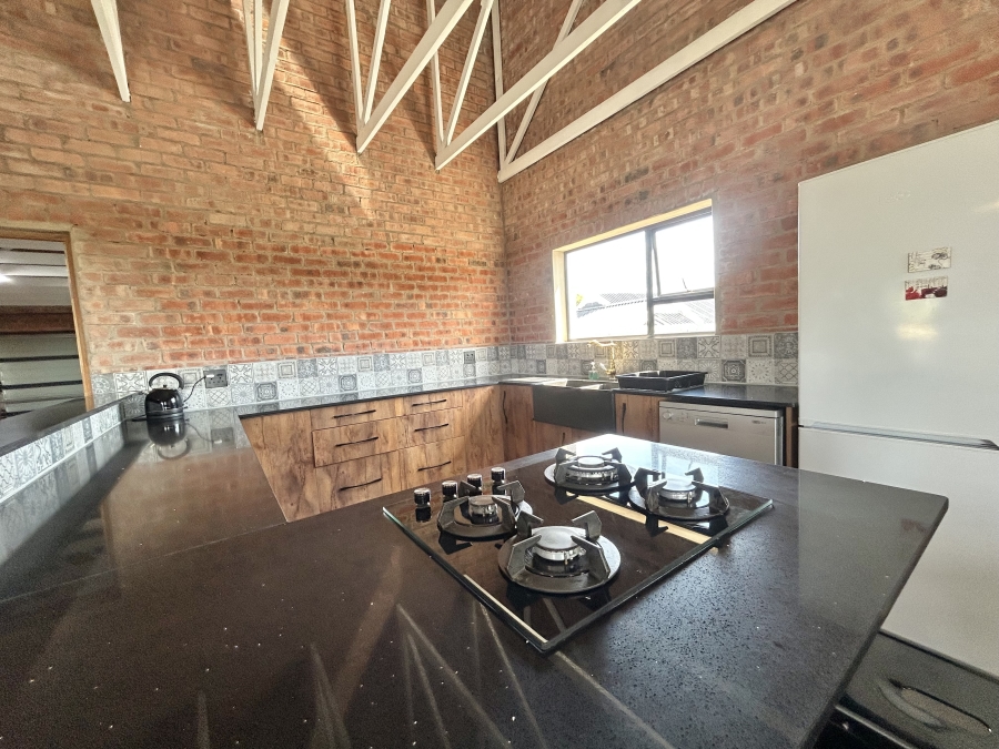 3 Bedroom Property for Sale in Paradise Beach Eastern Cape